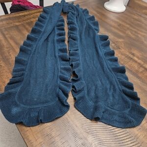 Chic Ruffled Teal Scarf